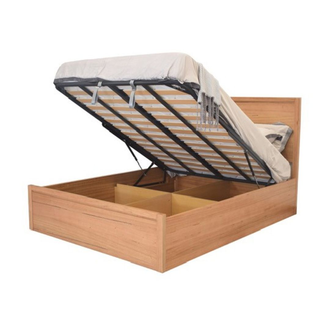 Monte Carlo Lift Up Bed